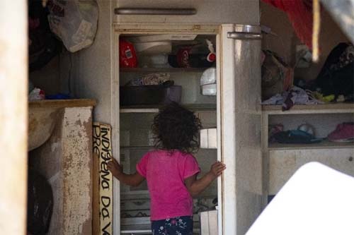 Quase 600 mil crianças de 0 a 4 anos passam fome no Brasil, diz Pnad