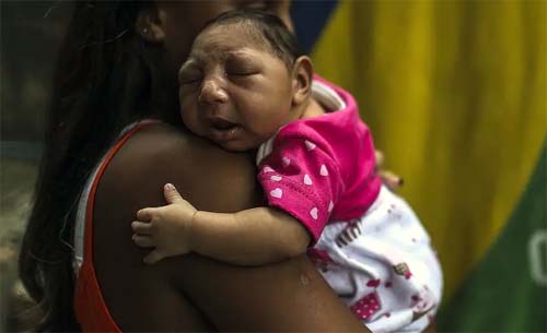 Zika: 9 anos depois, crianças sofrem redução de tratamentos Alice de Souza