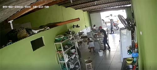 Câmeras de segurança flagram execução de adolescente de 14 anos no Sertão de Alagoas