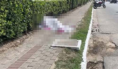 Homem é Morto a Tiros em Frente a Condomínio no Bairro Antares, em Maceió