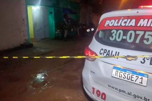 Homem é assassinado por criminosos encapuzados em Arapiraca