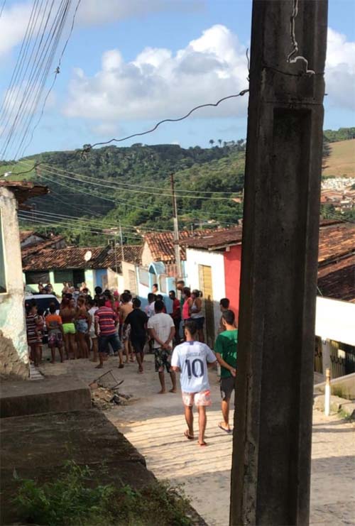 Idoso é executado a tiros dentro de casa na zona rural de Atalaia