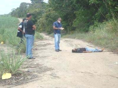 Trabalhadores rurais encontram corpo às margens de rodovia