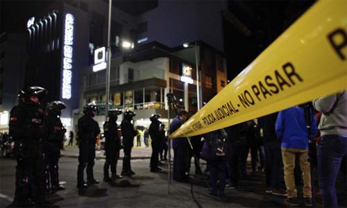 Facção ‘Los Lobos’ assume atentado contra candidato no Equador e faz mais ameaças