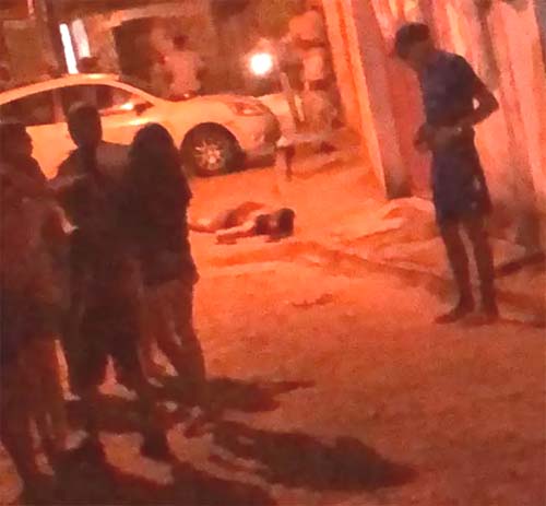 Homem é morto com 16 tiros em via pública no bairro Clima Bom