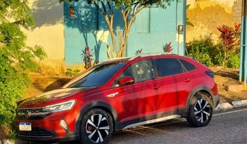 Blogueiro é assassinado a tiros dentro de veículo na zona rural de Junqueiro