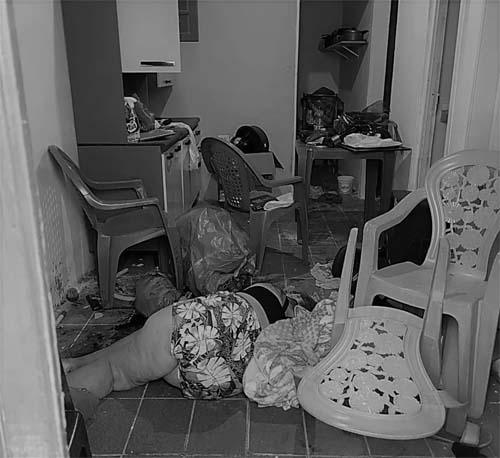 Mulher é encontrada morta dentro de casa; homem é executado na rua