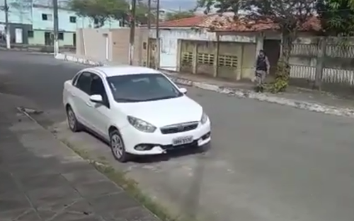 Motorista por aplicativo é encontrado morto dentro de carro no Trapiche da Barra