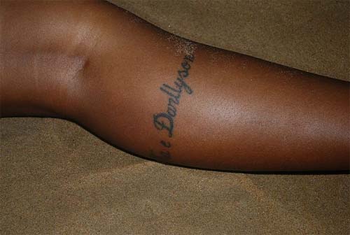 Polícia investiga morte de mulher encontrada nua em areia de praia de Maceió