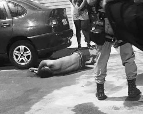 Homem é assassinado a tiros durante festa carnavalesca