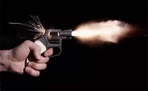 Jovem deveria ter recebido uma arma, mas foi morto com o objeto que esperava receber
