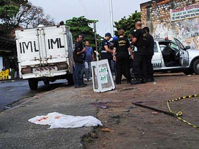 Jovem é morto a facadas no terminal rodoviário