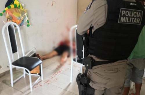 Professor, suplente de vereador é assassinado a facadas em Arapiraca