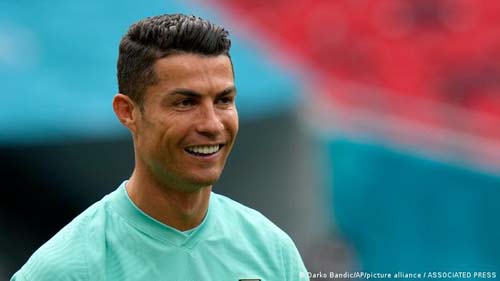 Ações da Coca já caíam antes de gesto de Cristiano Ronaldo