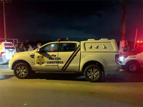 Mulher encontra corpo de marido alvejado por disparos de arma de fogo