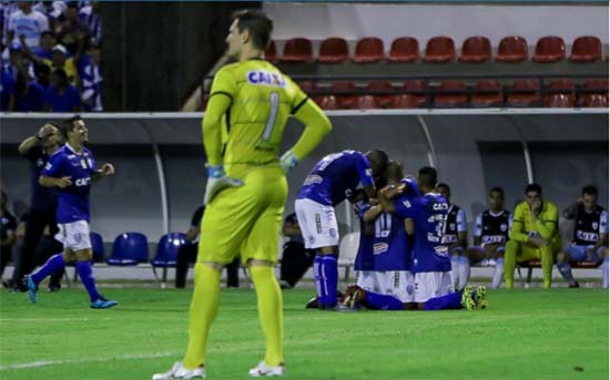 CSA 4 x 1 Londrina – Vice-líder dá goleada na Série B com direito a troféu de prata