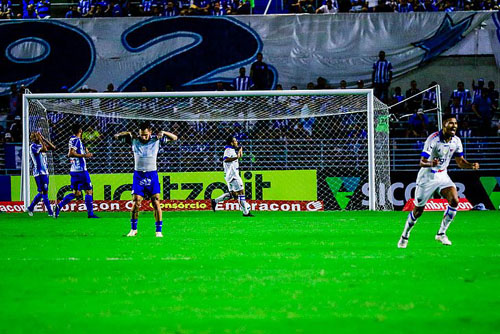 Perdido em campo, CSA é derrotado pelo Fortaleza por 2 a 0 no Rei Pelé
