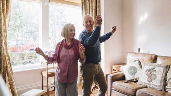 Dançar na terceira idade faz bem à saúde, evita a solidão e isolamento