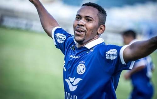 Velho conhecido do futebol nordestino, ex-meia Da Silva é morto a tiros, aos 38 anos