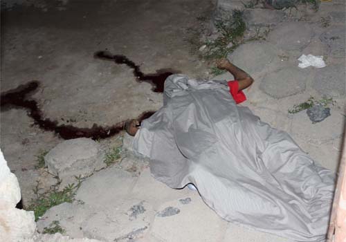 Após ser perseguido por dupla armada, cabeleireiro é assassinado a tiros 