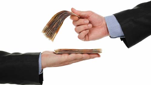 Para governo, corte de salário não afeta 13º