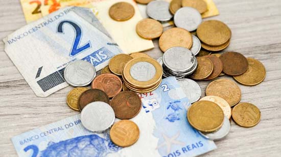 Empregadores já devem planejar o pagamento do 13º salário