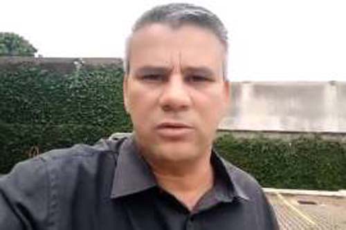 Líder de caminhoneiros apoia ato pró-Bolsonaro: ‘Vamos para cima deles’