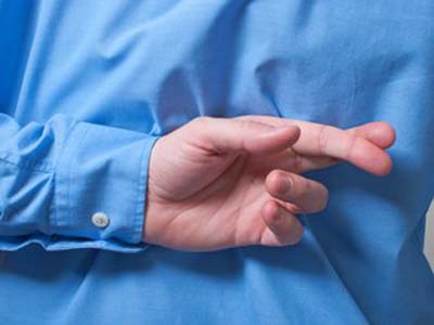 Conheça os quatro gestos que ajudam a definir se uma pessoa é confiável