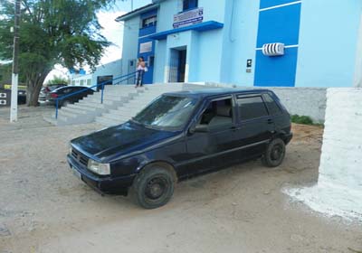 Polícia encontra carro e celulares roubados na casa do ex-policial morto
