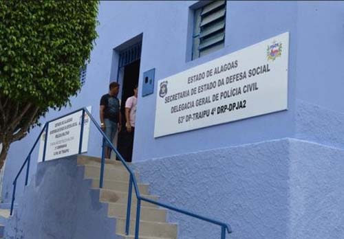 PC prende acusado de estuprar deficiente mental em Traipu