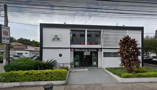 Homem é condenado a prisão após proferir ofensas antissemitas contra vizinho