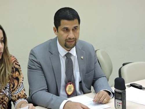 Apontado como autor de tortura contra mãe de Danilo, delegado da Deic nega acusações