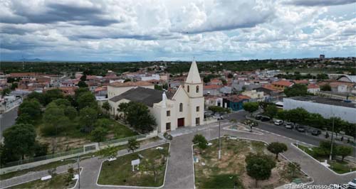 Corpo com marcas de tiros é encontrado na zona rural de Delmiro Gouveia