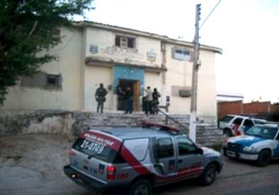 Detentos de Delmiro Gouveia reclamam morosidade da justiça