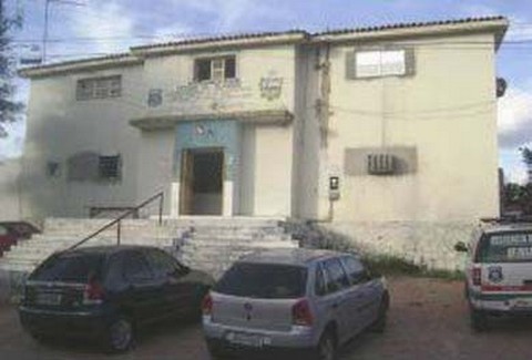 Mãe deixa crianças sozinhas sai  e acaba presa em Delmiro