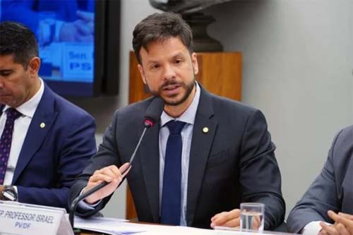 Deputado federal é assaltado e ameaçado com faca no centro de Brasília