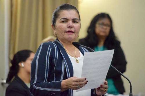 Novembro Azul: Ângela Garrote reforça importância do diagnóstico precoce do câncer de próstata