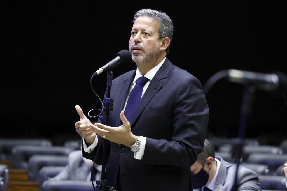 Na abertura do ano legislativo, Lira defende vacinação e harmonia entre os poderes 