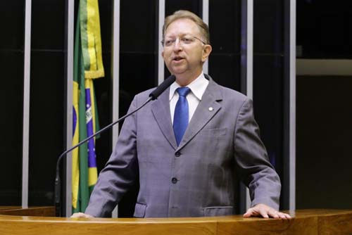 CCJ aprova limites para emissão de som em templos religiosos