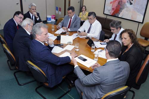 Oposição quer mais debates na comissão especial da reforma da Previdência