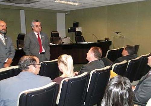 Caos em delegacias: Juízes relatam problemas à Corregedoria do TJ