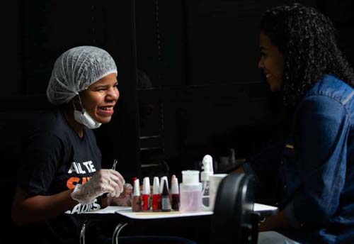 Diploma de mais jovens tem risco maior de ir para gaveta