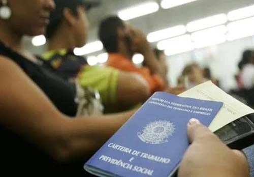 Taxa de desemprego não deve diminuir tão cedo, avaliam especialistas