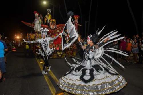 Desfiles e shows marcam abertura do Carnaval de Maceió