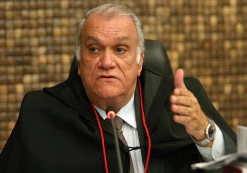 Acusados de integrar grupo de extermínio permanecem presos