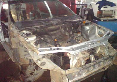 Polícia 'estoura' desmanche de carros roubados no Clima Bom