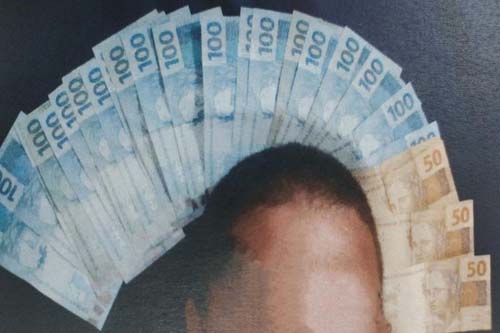 PC cumpre mandado e faz buscas em apartamento de acusado de estelionato