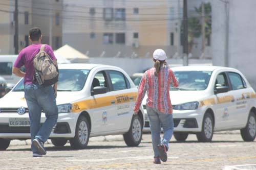 Detran/AL retoma exames práticos de direção e outros serviços