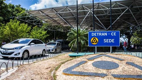 Policial, servidores do Detran e despachantes: MP denuncia 43 pessoas por integrarem quadrilha no CE