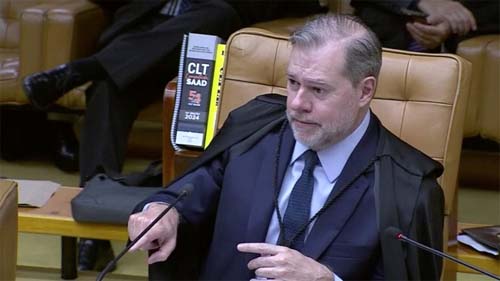 Ministro concluiu seu voto na sessão desta quinta-feira (5) sobre a validade das regras que tratam da responsabilidade das plataformas digitais